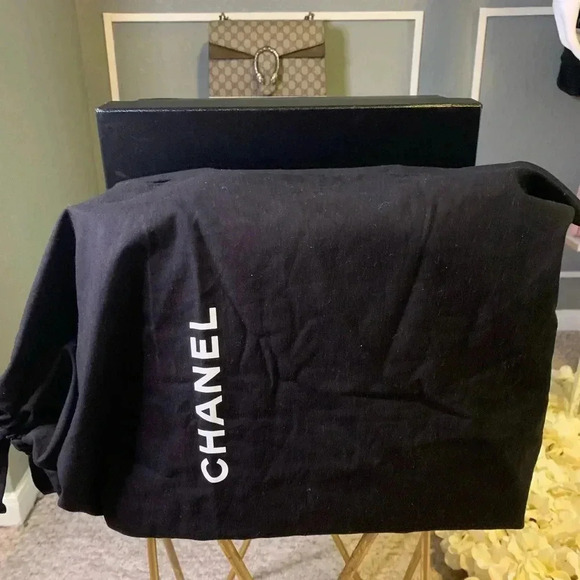 CHANEL Authentic Caviar GST 13" Grand Shopping Tote Bag w/Silver Hardware - Picture 14 of 16